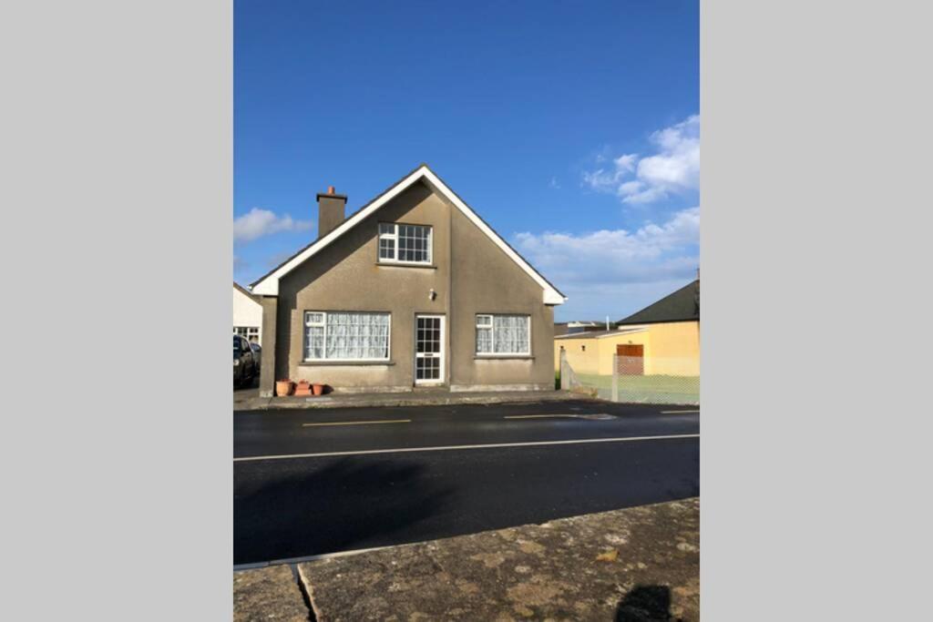 Canal View Belmullet Exterior photo