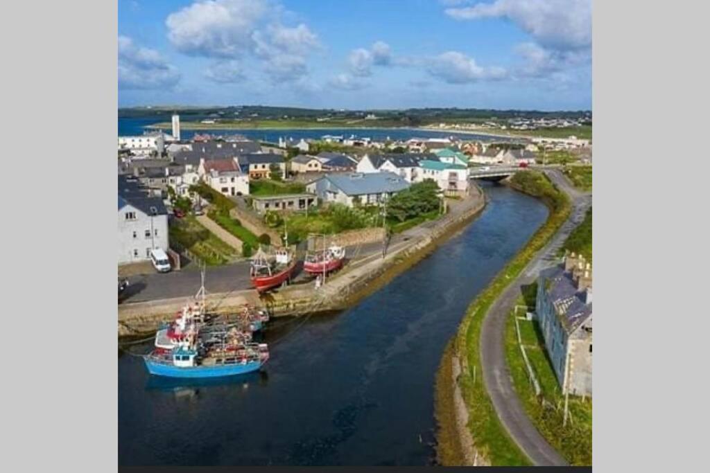 Canal View Belmullet Exterior photo